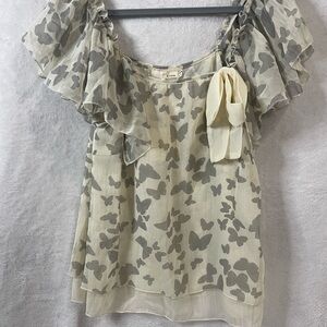 A'Reve Gray Butterfly Print Ruffle Blouse